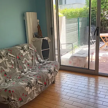 Apartment Le Petit Royannais Royan